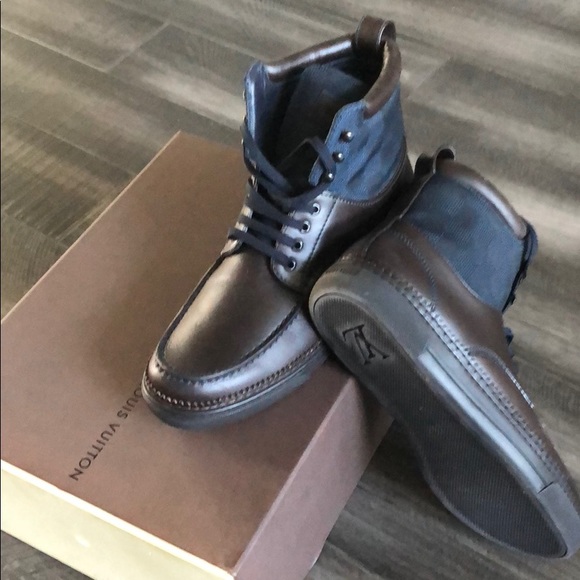 Louis Vuitton lace up Half Boot - Picture 16 of 16